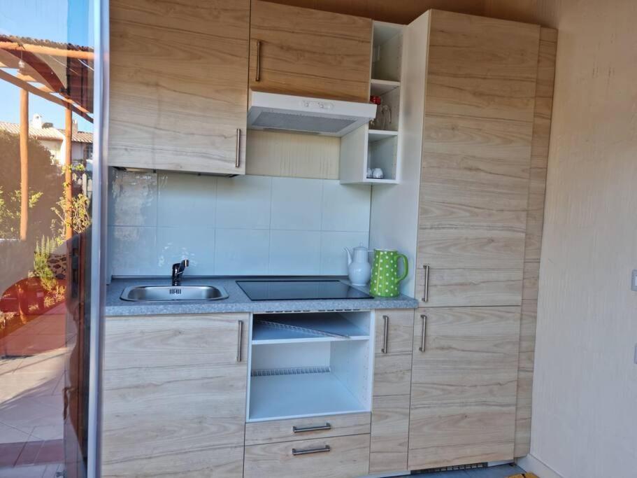 Villa Tea, Residenza Incantevole Con Giardino . Flumini di Quartu Exterior foto